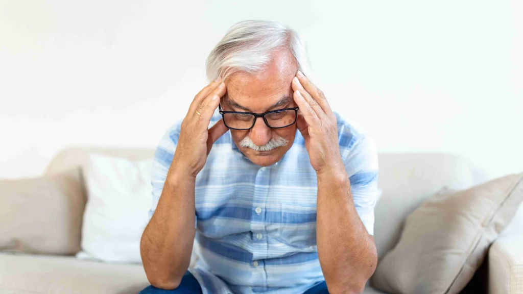 าวะอะเฟเซีย (Aphasia) คือ ภาวะบกพร่องทางการสื่อสารที่เกิดจากสมองส่วนที่ควบคุมภาษา (Language center) ทำงานผิดปกติหรือได้รับความเสียหาย ทำให้ผู้ป่วยมีปัญหาด้านการฟัง พูด อ่าน และเขียน โดยอาการที่พบบ่อย ๆ จะเป็นอาการพูดผิด ๆ ถูก ๆ ใช้คำไม่ตรงความหมาย เรียงรูปประโยคสื่อสารแปลก ๆ หรือการที่ผู้ป่วยไม่สามารถสื่อสารได้ตามที่ต้องการ